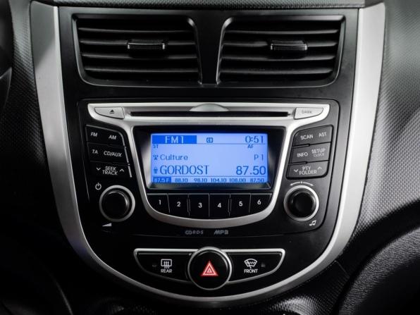 Hyundai Solaris I Рестайлинг с пробегом 2014 года, цена 759 000 рублей, 171129 км, хэтчбек, Автокод Объявления