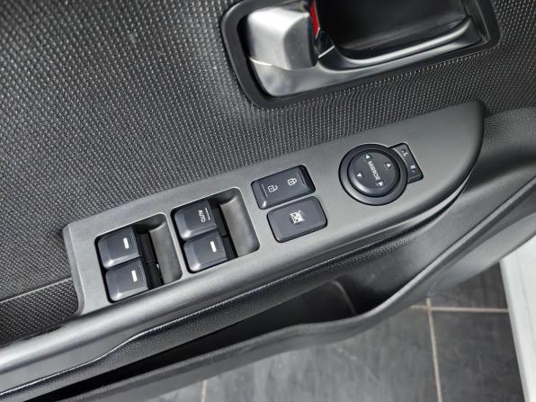 Kia Rio III Рестайлинг с пробегом 2017 года, цена 965 000 рублей, 216400 км, седан, Автокод Объявления