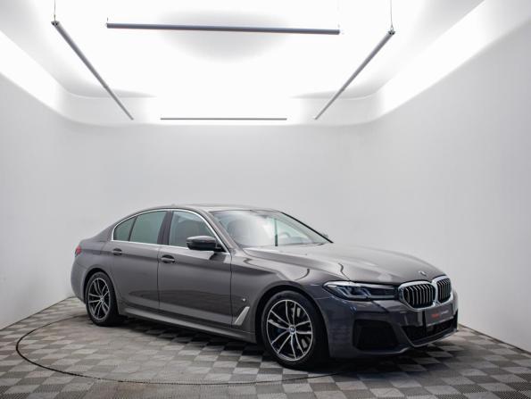 BMW 5 серии VII (G30/G31/G38) Рестайлинг с пробегом 2020 года, цена 4 290 000 рублей, 62621 км, седан, Автокод Объявления
