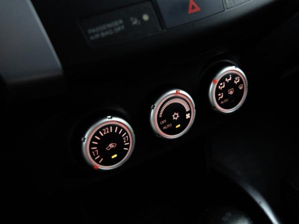 Mitsubishi Outlander II с пробегом 2008 года, цена 749 000 рублей, 489317 км, внедорожник, Автокод Объявления