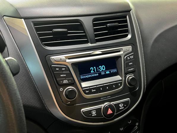 Hyundai Solaris I Рестайлинг с пробегом 2015 года, цена 910 000 рублей, 147000 км, седан, Автокод Объявления
