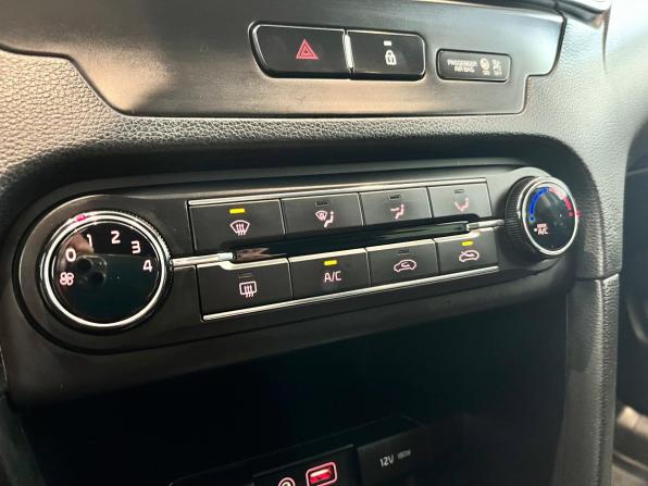 Kia Ceed III с пробегом 2019 года, цена 1 840 000 рублей, 93041 км, универсал, Автокод Объявления