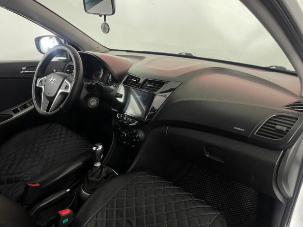 Hyundai Solaris I с пробегом 2011 года, цена 715 000 рублей, 167394 км, седан, Автокод Объявления