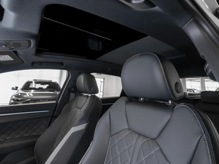 Audi Q3 II (F3) Москва  - изображение 10