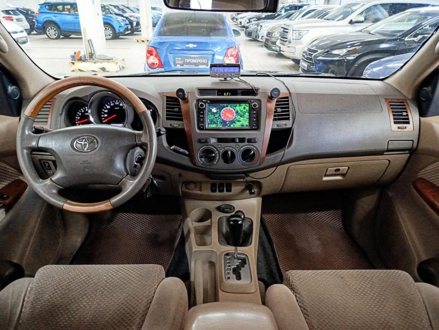 Toyota Fortuner I Рестайлинг Набережные Челны  - изображение 23