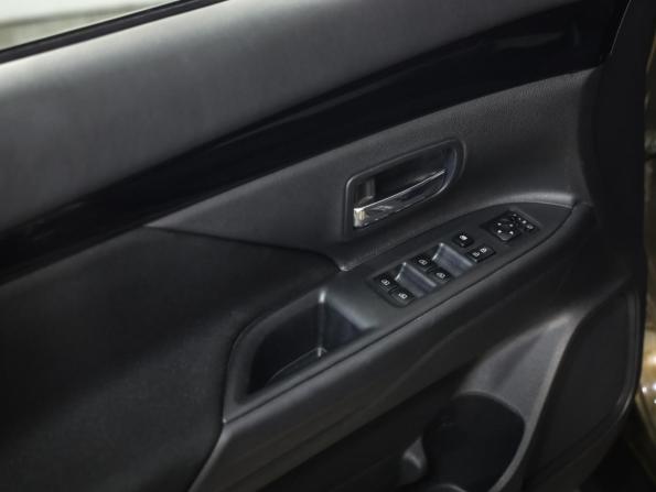 Mitsubishi Outlander III Рестайлинг 3 с пробегом 2020 года, цена 2 099 000 рублей, 110097 км, внедорожник, Автокод Объявления