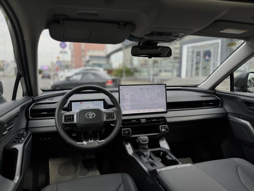 Toyota RAV4 VI (XA60) Москва  - изображение 11