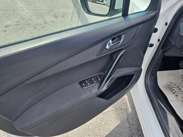 Peugeot 508 I с пробегом 2013 года, цена 889 995 рублей, 128446 км, седан, Автокод Объявления
