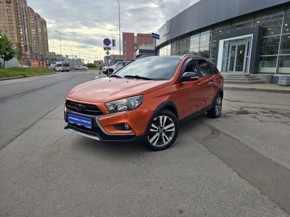 Lada (ВАЗ) Vesta I с пробегом 2018 года, цена 925 000 рублей, 121930 км, универсал, Автокод Объявления