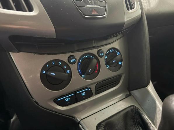 Ford Focus III с пробегом 2011 года, цена 650 000 рублей, 176001 км, хэтчбек, Автокод Объявления
