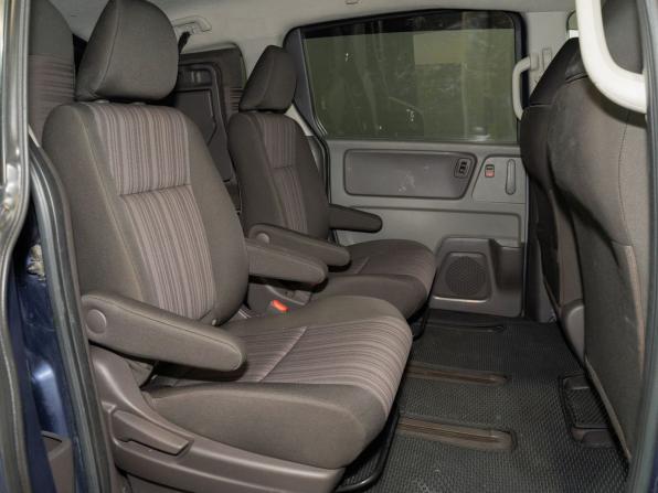 Honda Freed II с пробегом 2018 года, цена 1 493 000 рублей, 63795 км, компактвэн, Автокод Объявления