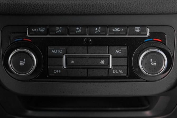 Volkswagen Tiguan I Рестайлинг с пробегом 2011 года, цена 1 229 000 рублей, 160000 км, внедорожник, Автокод Объявления