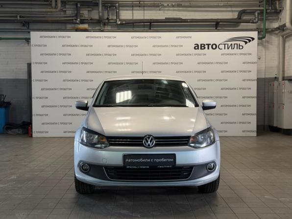 Volkswagen Polo V с пробегом 2010 года, цена 499 000 рублей, 272000 км, седан, Автокод Объявления