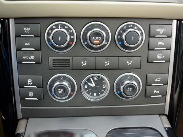 Land Rover Range Rover III Рестайлинг 2 с пробегом 2009 года, цена 1 849 000 рублей, 157839 км, внедорожник, Автокод Объявления