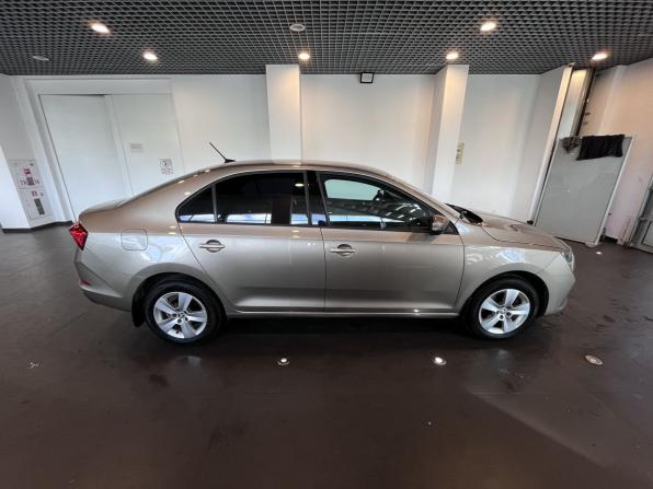 Skoda Rapid II с пробегом 2021 года, цена 1 285 000 рублей, 210969 км, лифтбек, Автокод Объявления