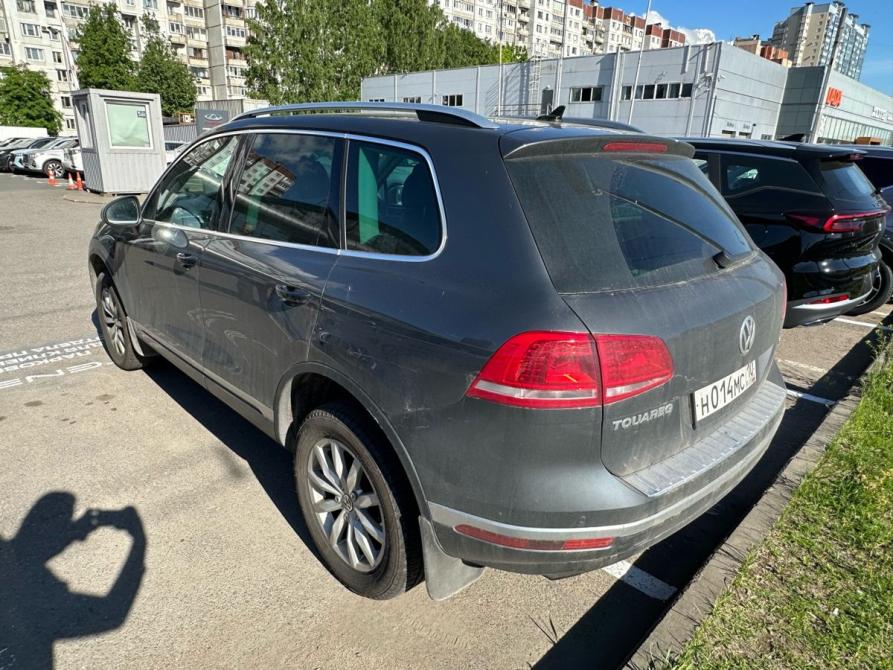 Volkswagen Touareg II Рестайлинг Санкт-Петербург  - изображение 4