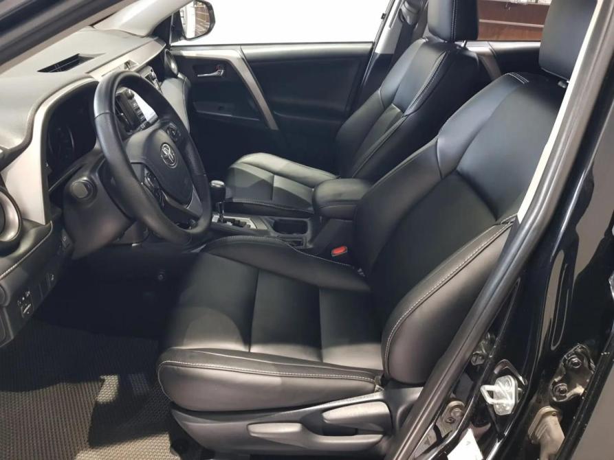 Toyota RAV4 IV (XA40) Рестайлинг Москва  - изображение 9