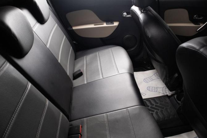 Renault Logan II с пробегом 2017 года, цена 899 000 рублей, 73150 км, седан, Автокод Объявления