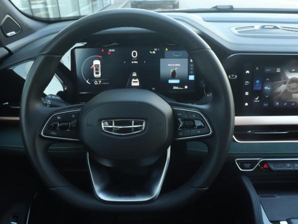 Geely Monjaro I с пробегом 2023 года, цена 3 247 000 рублей, 54137 км, внедорожник, Автокод Объявления