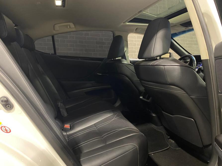 Lexus ES VII Челябинск  - изображение 11