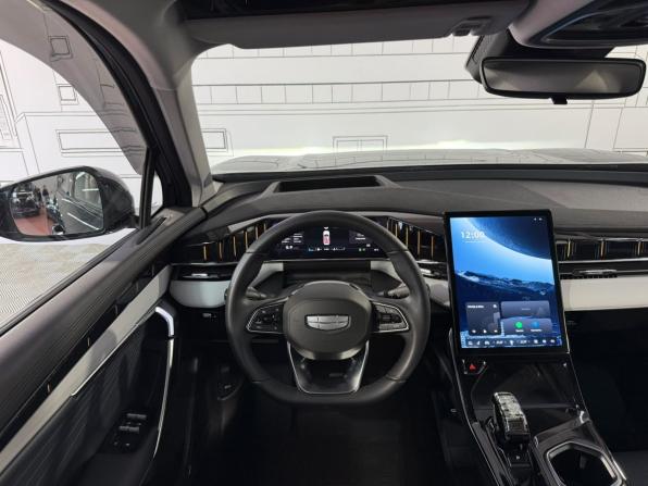Geely Atlas II с пробегом 2024 года, цена 2 880 000 рублей, 45421 км, внедорожник, Автокод Объявления