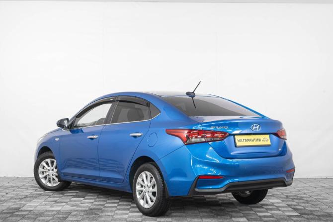 Hyundai Solaris II с пробегом 2018 года, цена 1 749 000 рублей, 82500 км, седан, Автокод Объявления