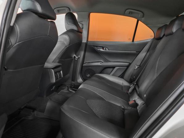 Toyota Camry VIII (XV70) Рестайлинг с пробегом 2021 года, цена 2 798 000 рублей, 137556 км, седан, Автокод Объявления