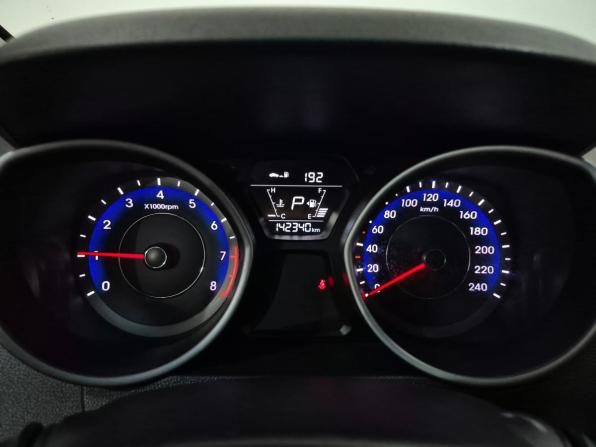 Hyundai Elantra V (MD) Рестайлинг с пробегом 2015 года, цена 1 190 000 рублей, 142320 км, седан, Автокод Объявления