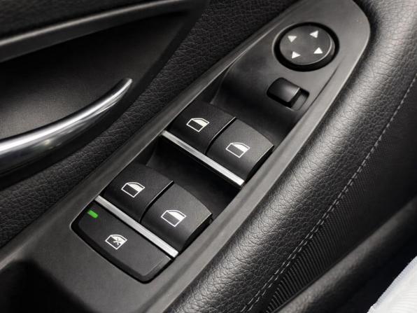 BMW 5 серии VI (F10/F11/F07) с пробегом 2013 года, цена 1 957 000 рублей, 93960 км, седан, Автокод Объявления
