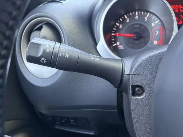 Nissan Juke I Рестайлинг с пробегом 2017 года, цена 1 340 000 рублей, 109850 км, внедорожник, Автокод Объявления