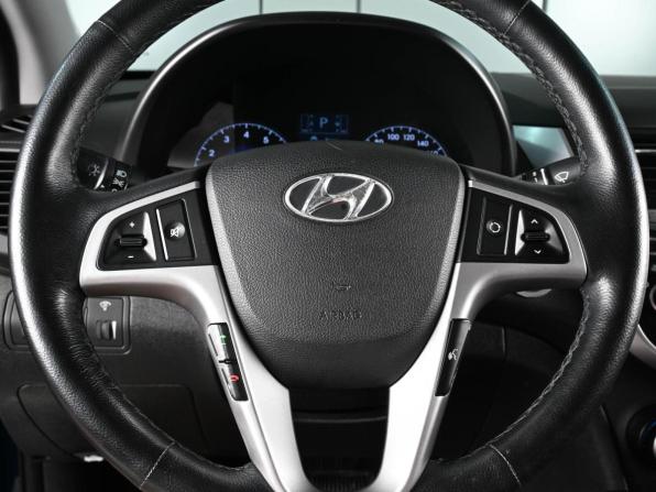 Hyundai Solaris I Рестайлинг с пробегом 2015 года, цена 1 335 000 рублей, 97784 км, седан, Автокод Объявления