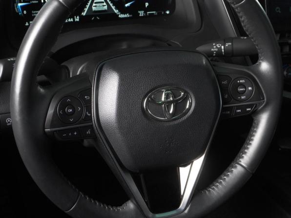 Toyota Camry VIII (XV70) Рестайлинг с пробегом 2023 года, цена 3 699 000 рублей, 48665 км, седан, Автокод Объявления
