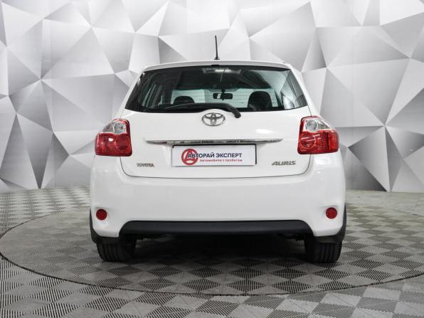 Toyota Auris I Рестайлинг с пробегом 2012 года, цена 845 000 рублей, 247943 км, хэтчбек, Автокод Объявления