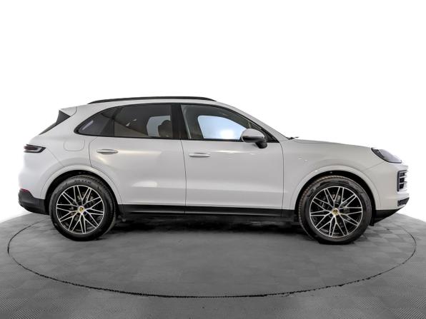 Porsche Cayenne III Рестайлинг с пробегом 2024 года, цена 12 250 000 рублей, 27718 км, внедорожник, Автокод Объявления