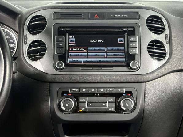 Volkswagen Tiguan I Рестайлинг с пробегом 2015 года, цена 1 730 000 рублей, 190551 км, внедорожник, Автокод Объявления