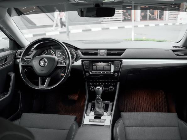 Skoda Superb III с пробегом 2017 года, цена 1 751 800 рублей, 129420 км, лифтбек, Автокод Объявления