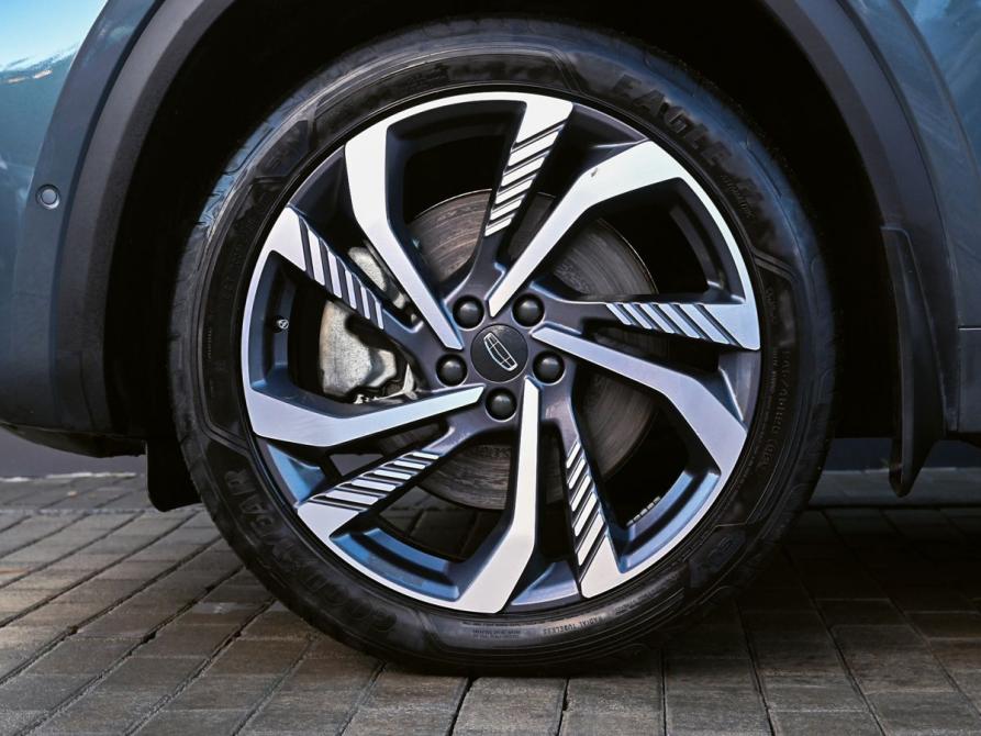 Geely Monjaro I Екатеринбург  - изображение 23