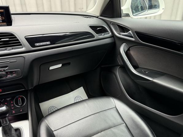 Audi Q3 I (8U) Рестайлинг с пробегом 2015 года, цена 1 799 000 рублей, 109500 км, внедорожник, Автокод Объявления