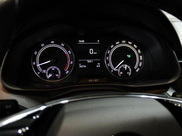 Skoda Rapid II с пробегом 2021 года, цена 1 599 000 рублей, 76734 км, лифтбек, Автокод Объявления