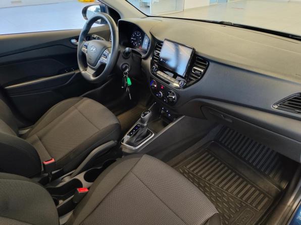 Hyundai Solaris II Рестайлинг с пробегом 2022 года, цена 1 699 000 рублей, 21219 км, седан, Автокод Объявления