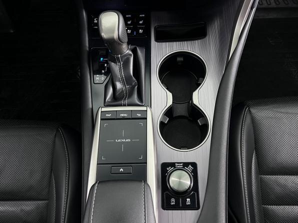 Lexus RX IV Рестайлинг с пробегом 2019 года, цена 4 840 000 рублей, 99000 км, внедорожник, Автокод Объявления