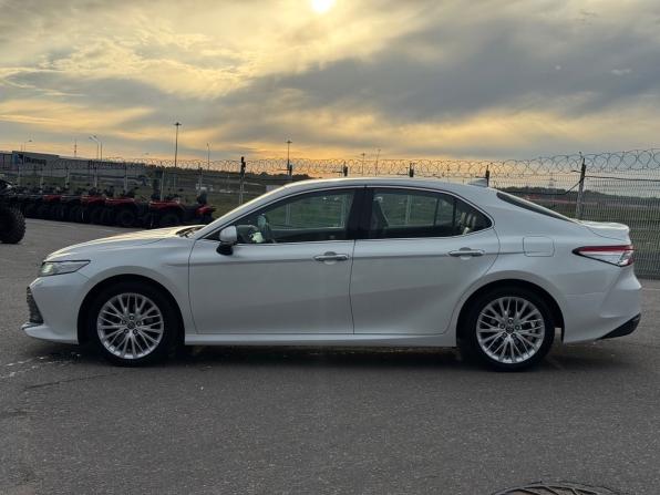Toyota Camry VIII (XV70) с пробегом 2018 года, цена 2 290 000 рублей, 215854 км, седан, Автокод Объявления