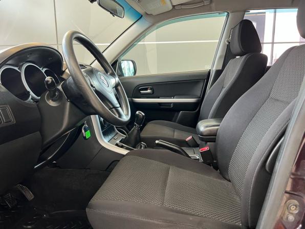 Suzuki Grand Vitara II Рестайлинг с пробегом 2008 года, цена 849 000 рублей, 237924 км, внедорожник, Автокод Объявления