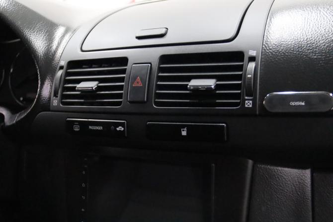 Toyota Avensis II с пробегом 2006 года, цена 640 150 рублей, 307713 км, седан, Автокод Объявления