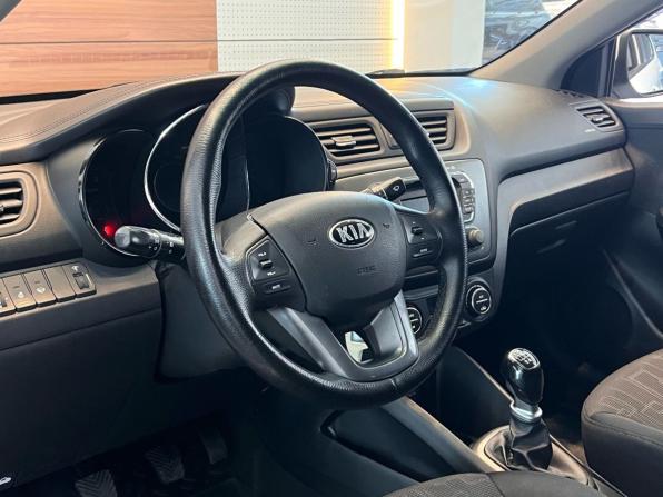 Kia Rio III с пробегом 2013 года, цена 800 000 рублей, 216000 км, седан, Автокод Объявления