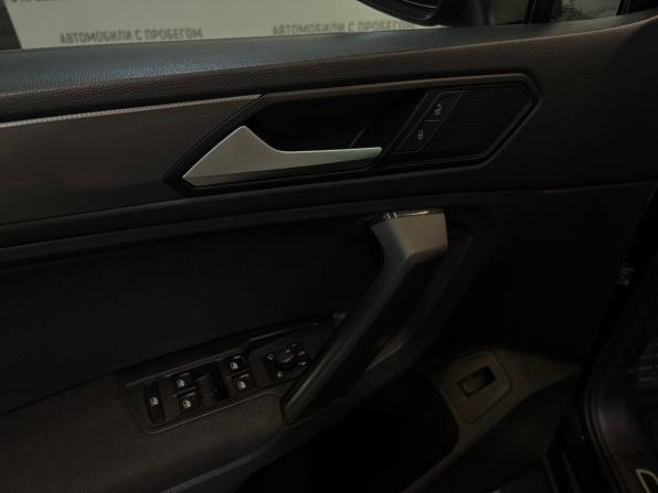 Volkswagen Tiguan II с пробегом 2019 года, цена 2 399 000 рублей, 150000 км, внедорожник, Автокод Объявления
