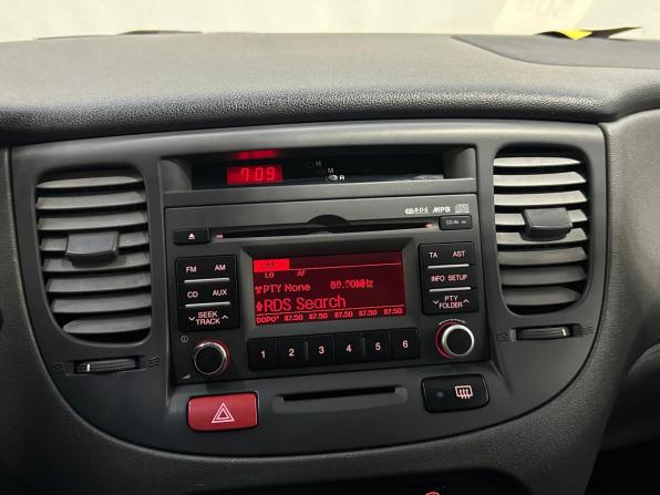 Kia Rio II Рестайлинг с пробегом 2010 года, цена 420 000 рублей, 239179 км, хэтчбек, Автокод Объявления