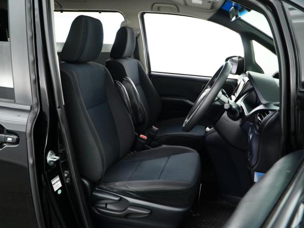 Toyota Noah III (R80) с пробегом 2014 года, цена 1 687 050 рублей, 200976 км, минивэн, Автокод Объявления