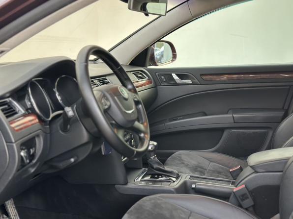 Skoda Superb II с пробегом 2012 года, цена 1 100 000 рублей, 178500 км, лифтбек, Автокод Объявления