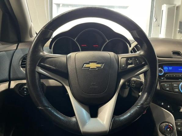 Chevrolet Cruze I Рестайлинг с пробегом 2013 года, цена 698 000 рублей, 196639 км, хэтчбек, Автокод Объявления